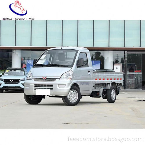 Selling Like Hotcakes Wuling Rongguang Small Truck EV Electric Van New Energy  Long Battery Life